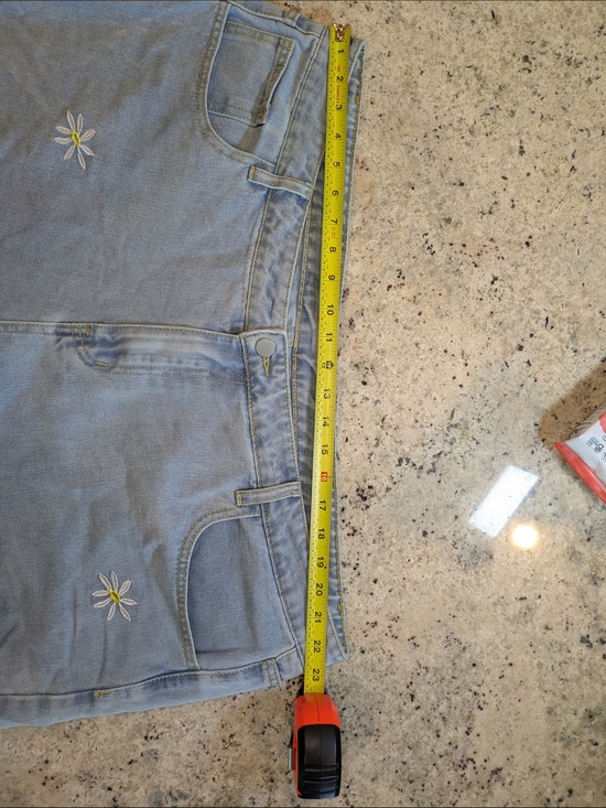 Manfinity 3XL Embroidered Floral Jeans Light Wash Wide Leg Cottagecore Plus Size - Picture 4 of 9